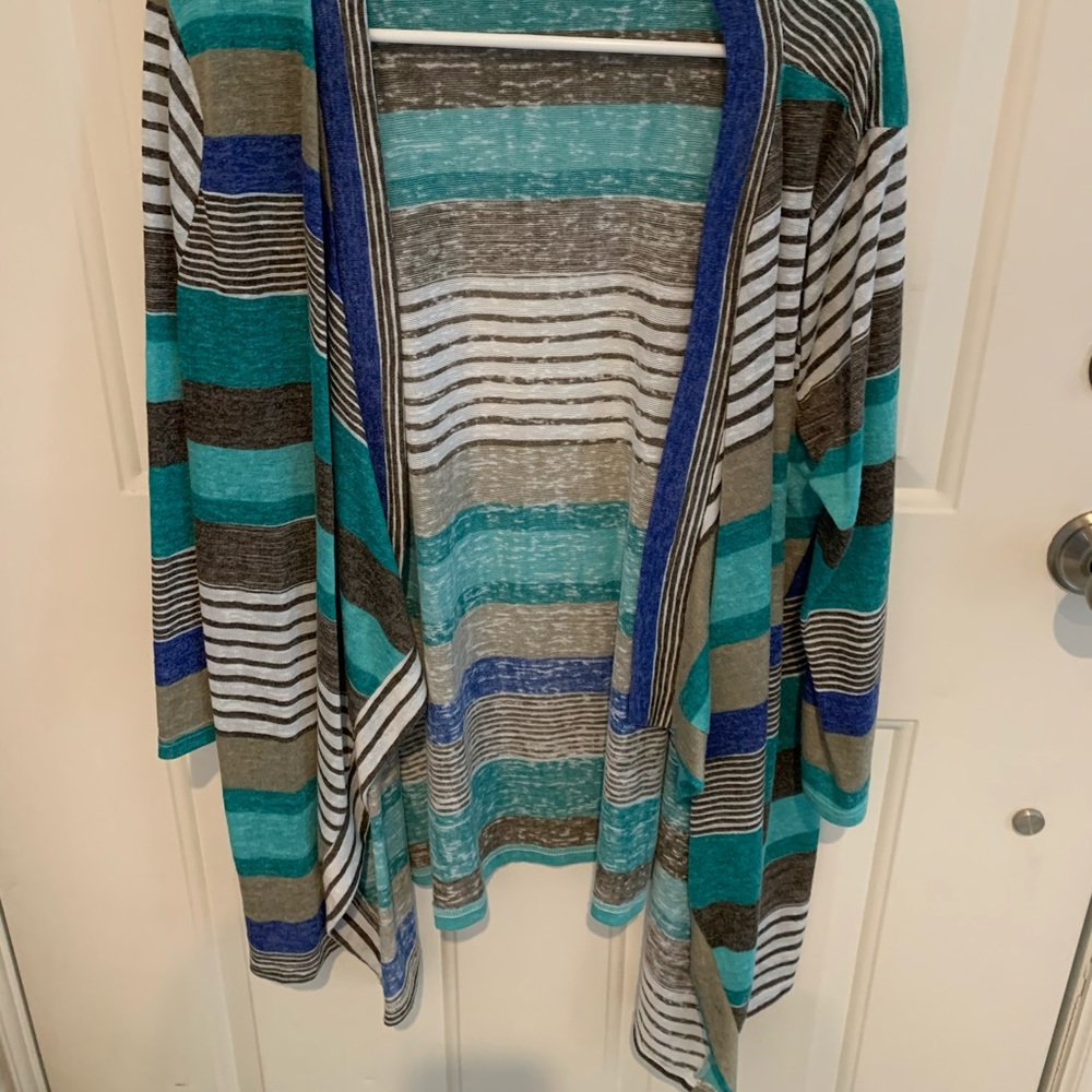 NWOT light weight sweater XL